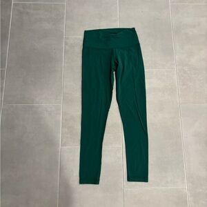 Aritzia TNA Action Leggings green